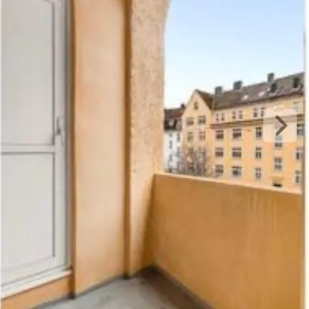 Klassisk Bygardsleilighet, Sentralt I Apartamento Bergen